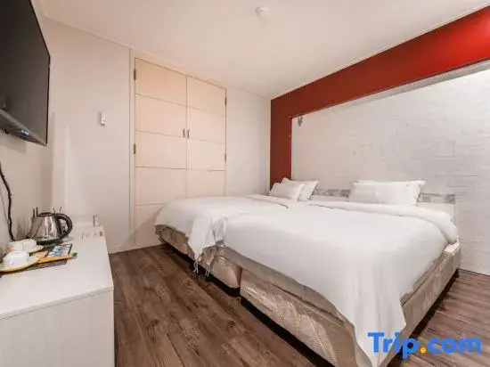 Standard Double room (twin beds)