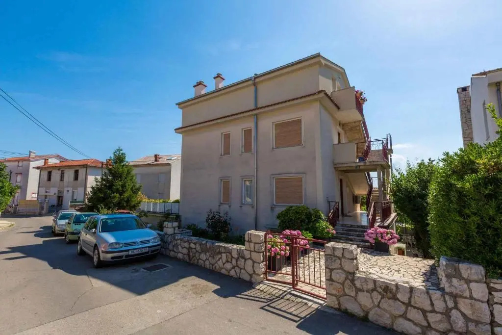 Apartment in Crikvenica 39088