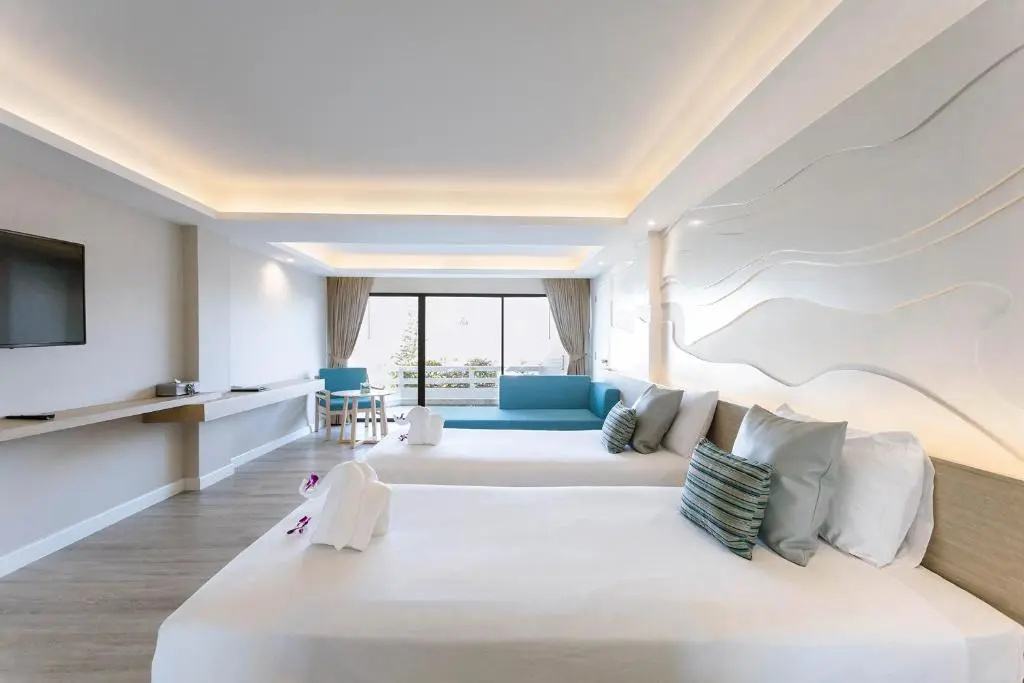 Deluxe Double room (twin beds)