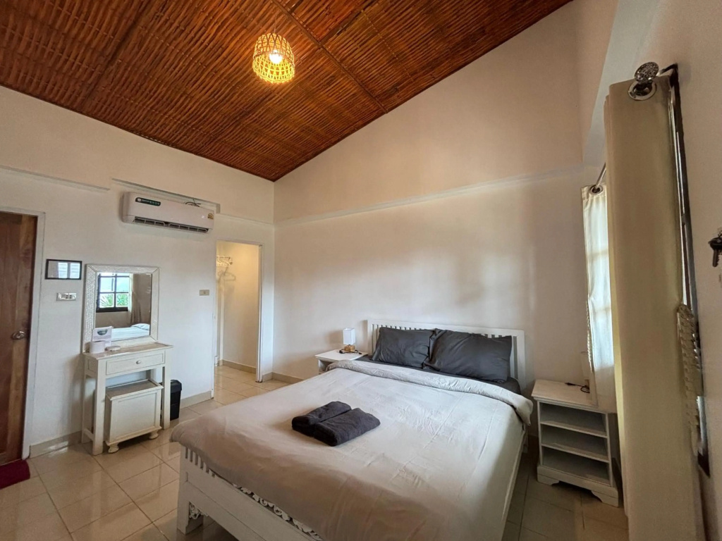 Cliff Cottage Resort — 5