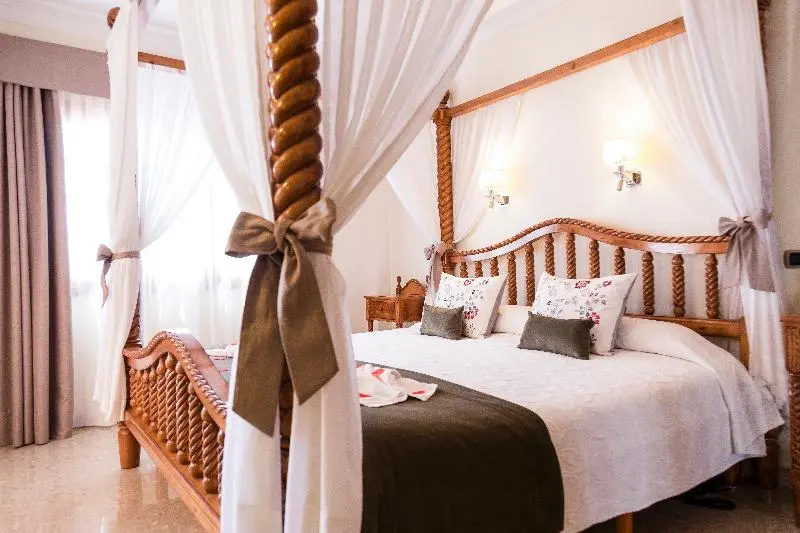 Hotel Melva Suite - Chambres