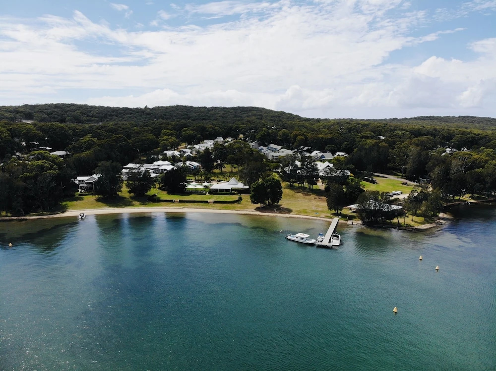 Beach & Waterfront