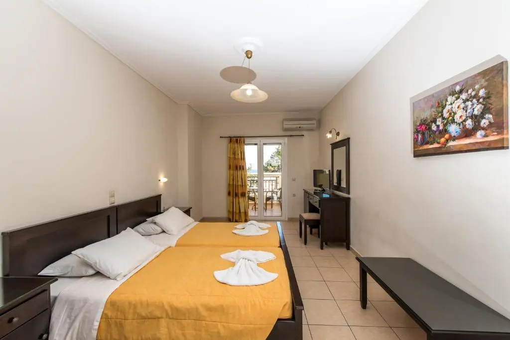 Standard Double room (twin beds)