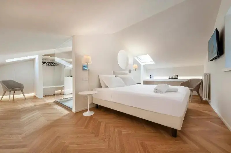 Superior Quadruple room