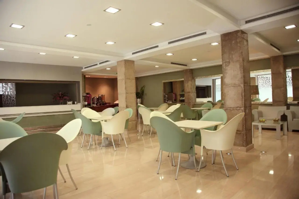 Hotel photo 18