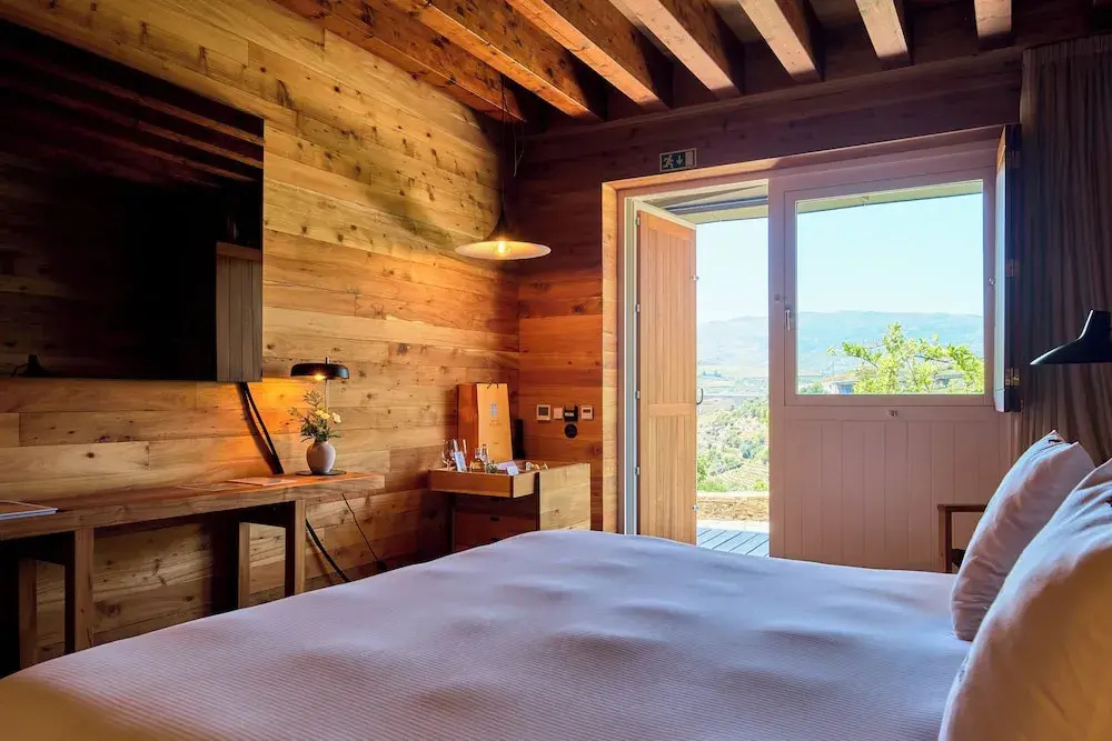 Superior Attic room
