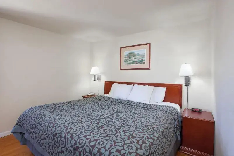 Double Suite (twin beds)