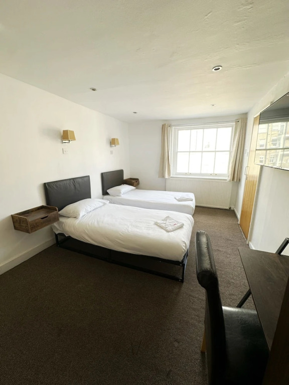 Двухместный номер Standard 2 отдельные кровати в Somerset Hotel Baker Street London