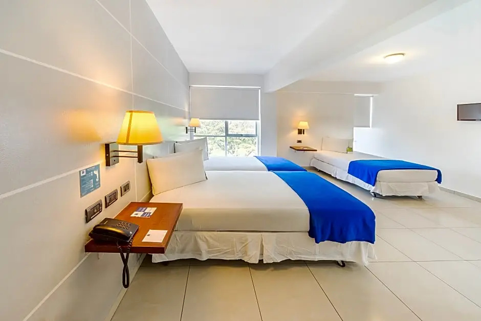 Hotel LP Santa Cruz Centro - Chambres