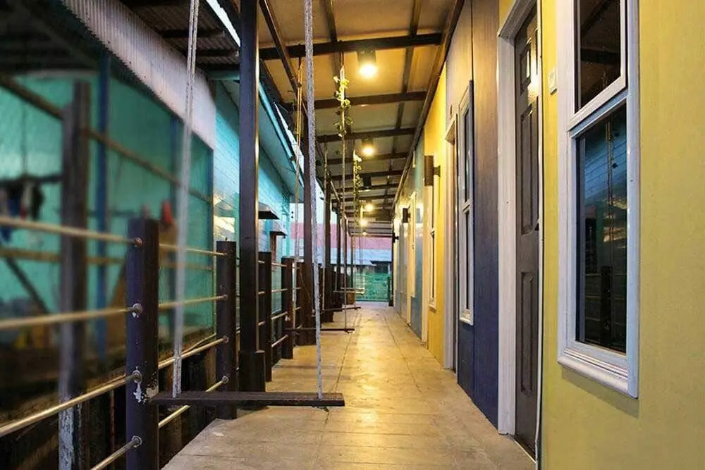 Lobby & Reception