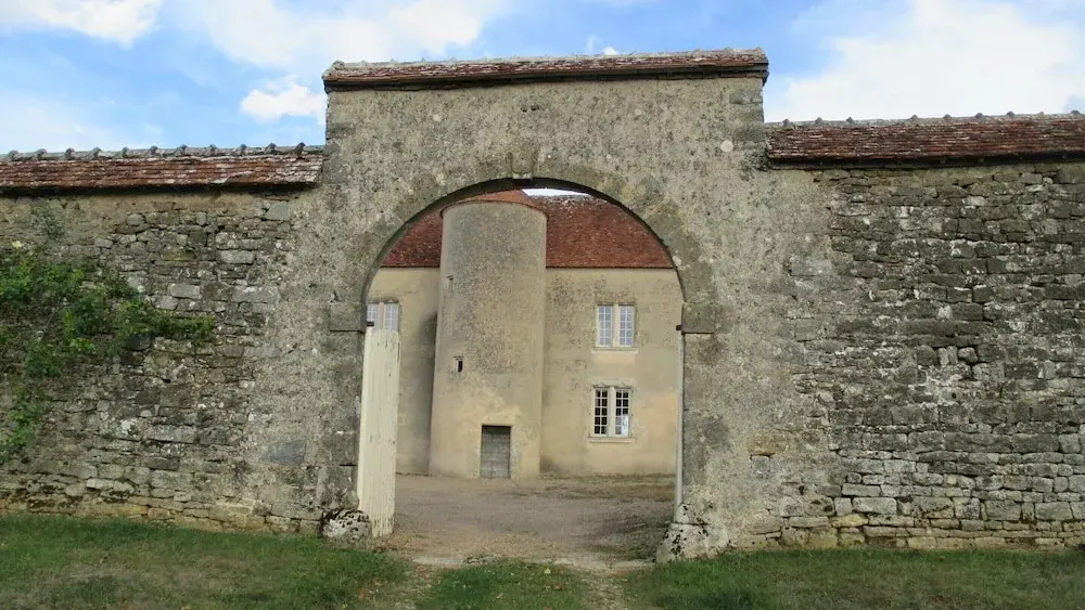 Mansion in Burgundy Near Morvan Natural Park