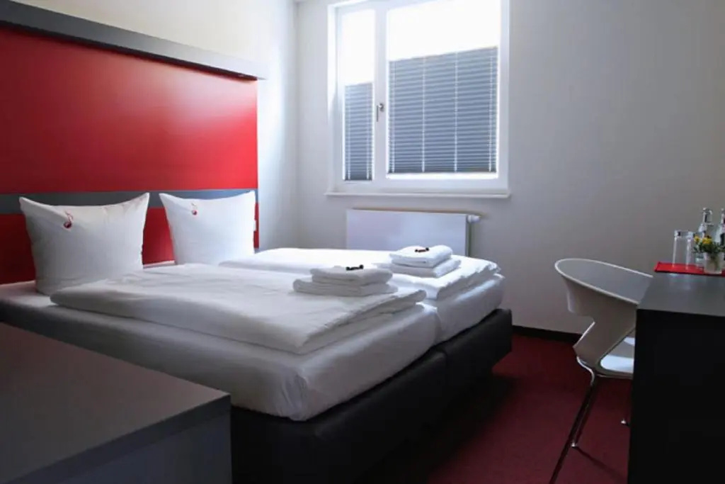 Standard Double room (full double bed)