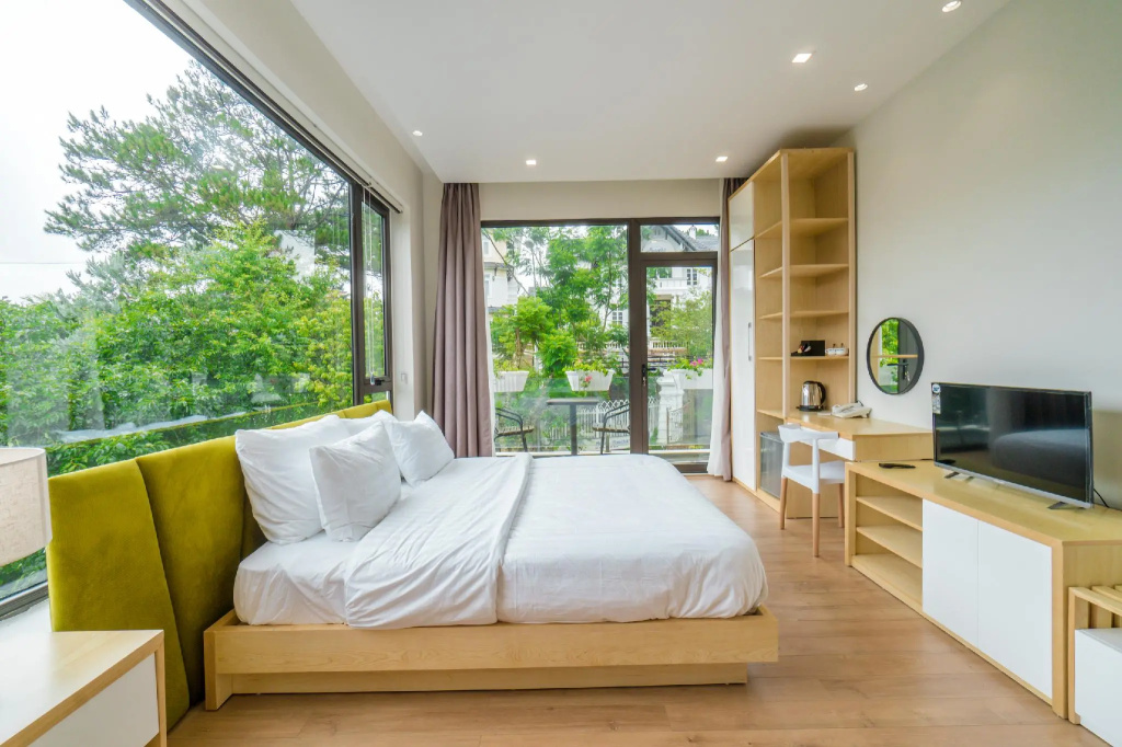 Superior room