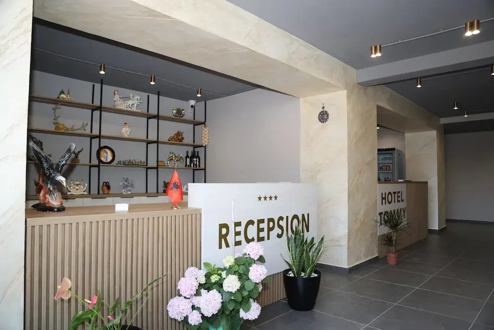 Kalpazo Hotel Tommy Durres