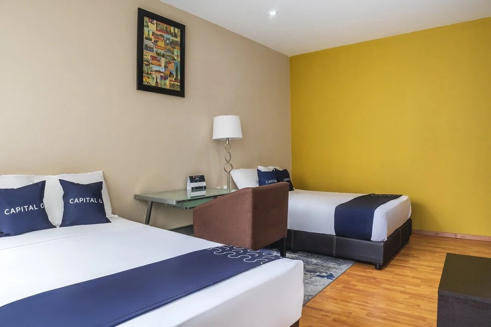 Deluxe Suite