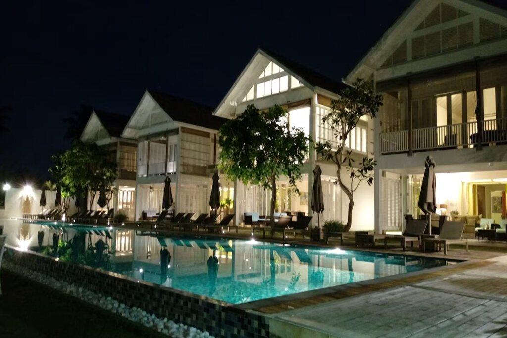 Sri Sharavi Beach Villas & Spa