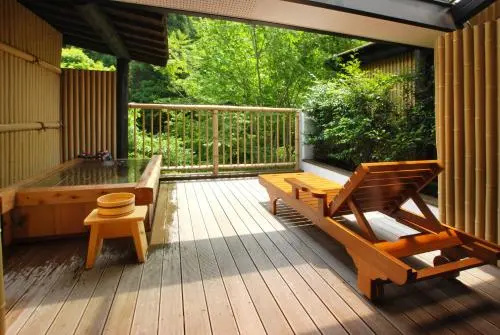 Balcony & Terrace