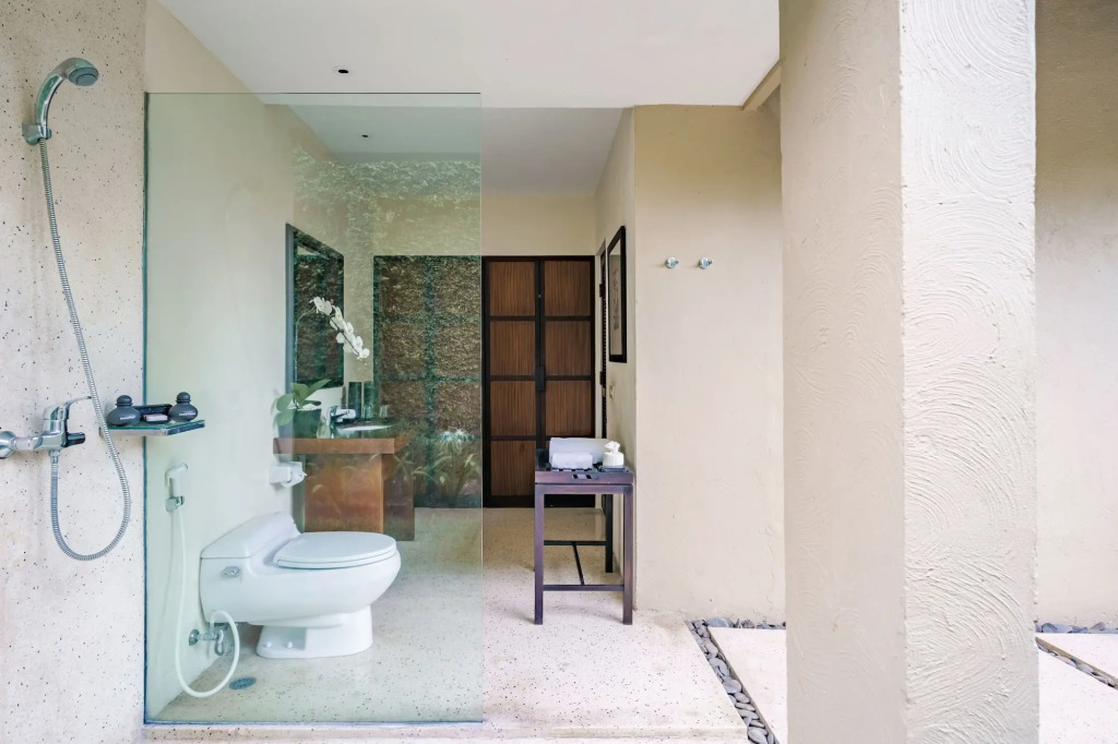 Kayumanis Sanur / Villas & Spa