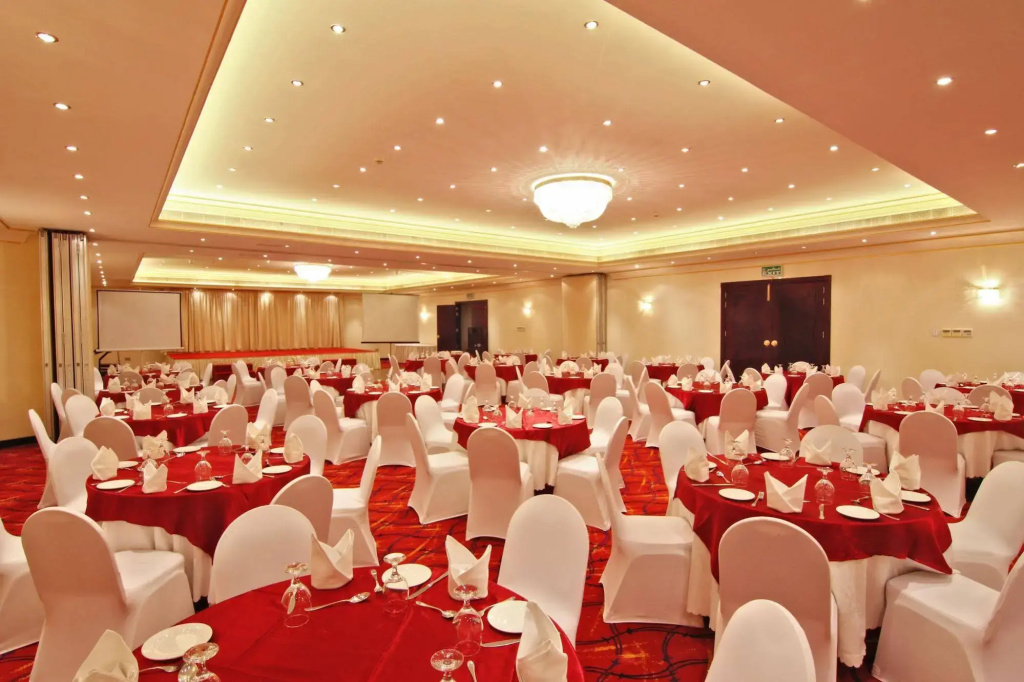 Majan Continental Hotel - Général