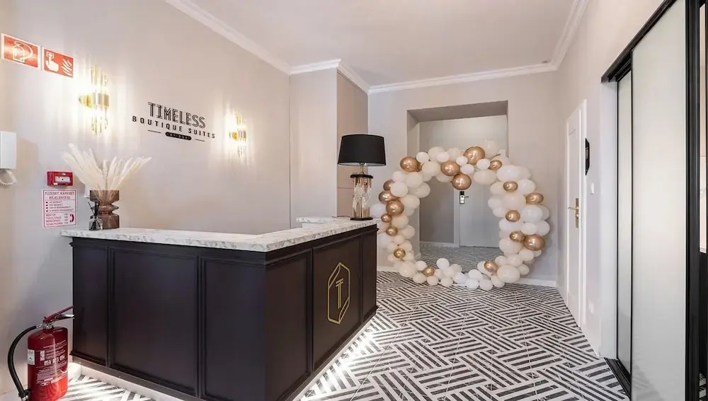 Timeless Boutique Suites by BQA — фото