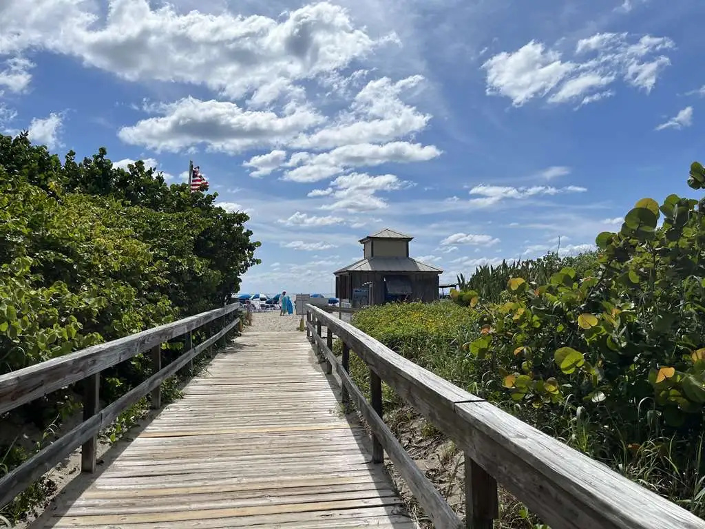Palm Beach Shores Resort and Vacation Villas - Général