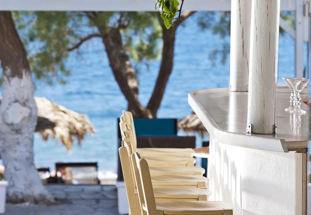 Beach & Waterfront