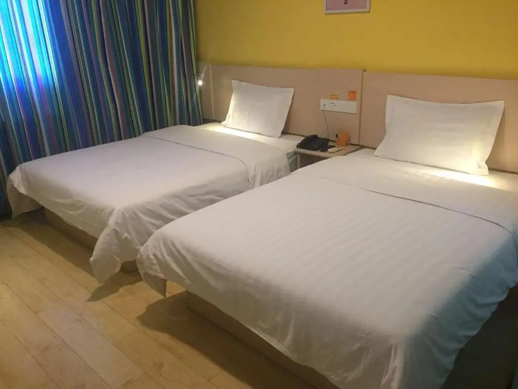 Business Double room (twin beds)