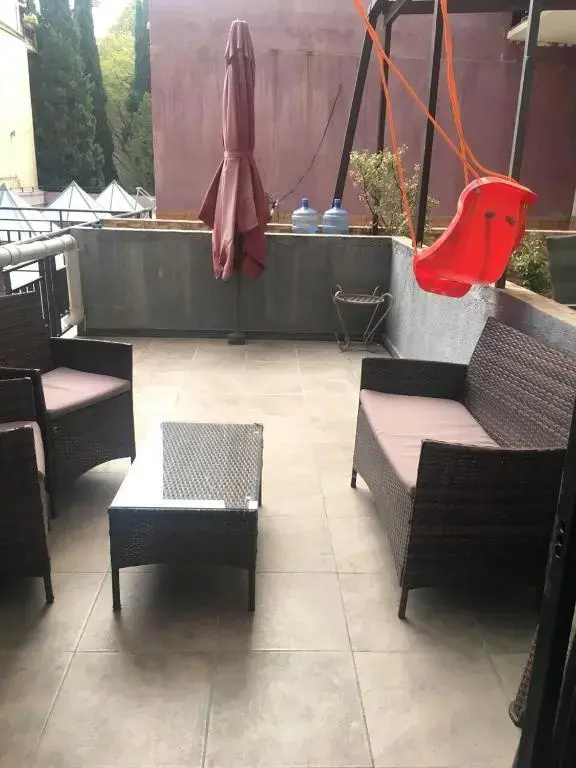 3B Nikolioz Kipshidze Street