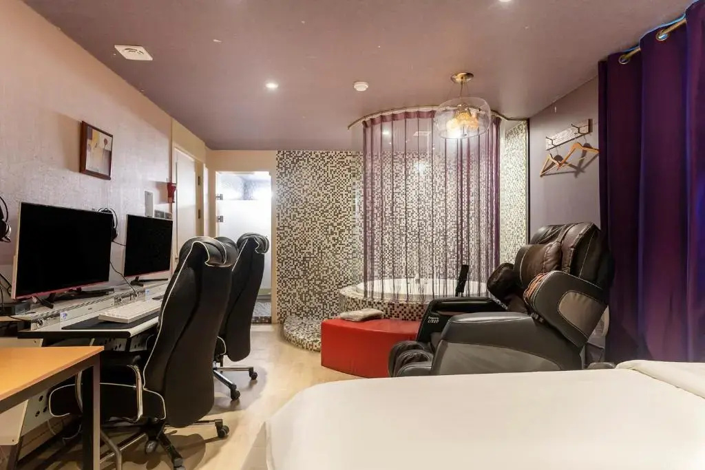 Hotel photo 16