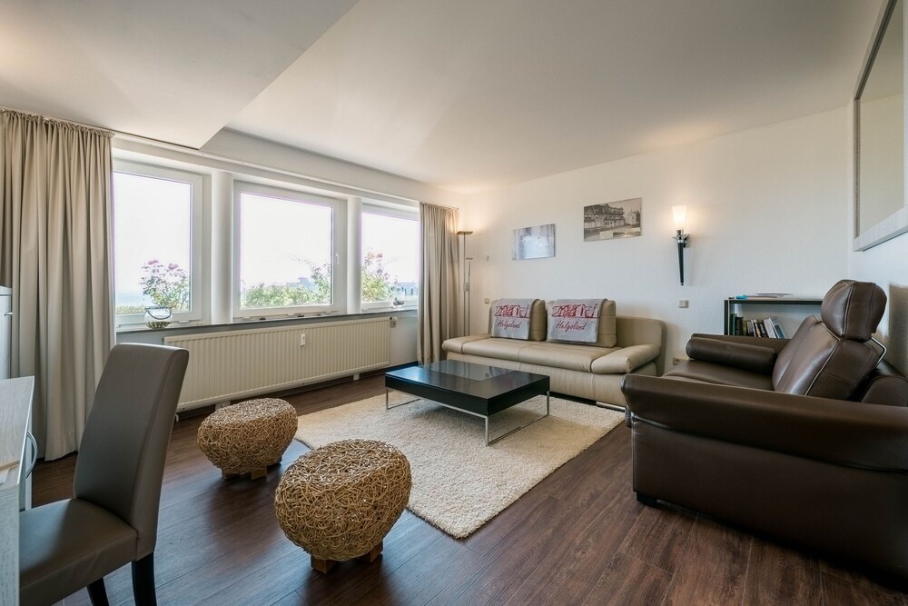 Haus Roland — 4