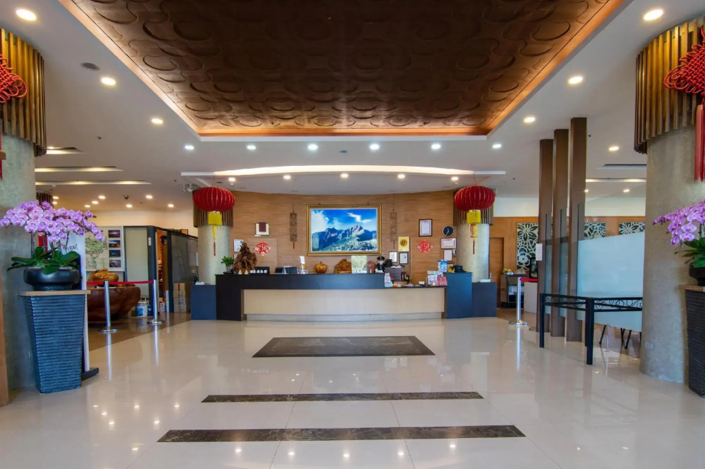 Lobby & Reception