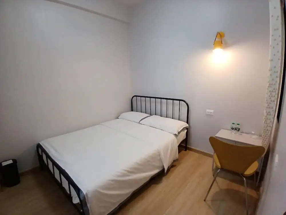 Отель Yoosabai Hostel And Guesthouse в Бангкоке