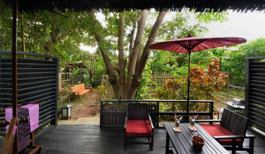 Balcony & Terrace