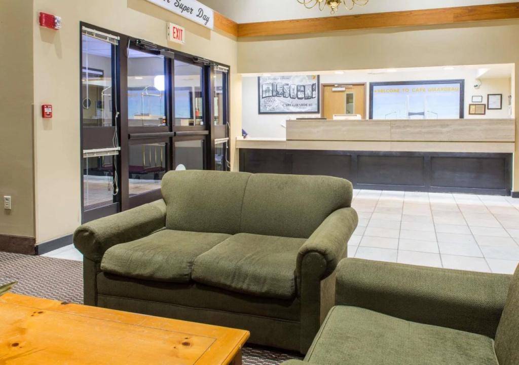 Quality Inn Cape Girardeau North - Photo 1