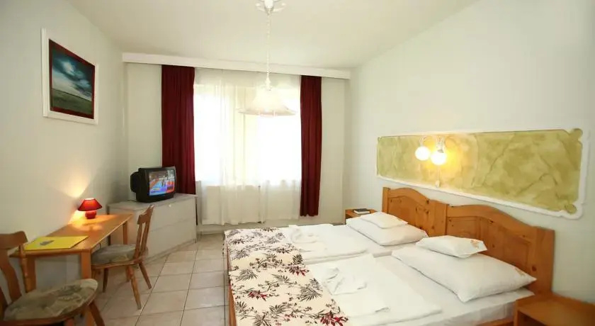 Hotel Korona***és Étterem - Général