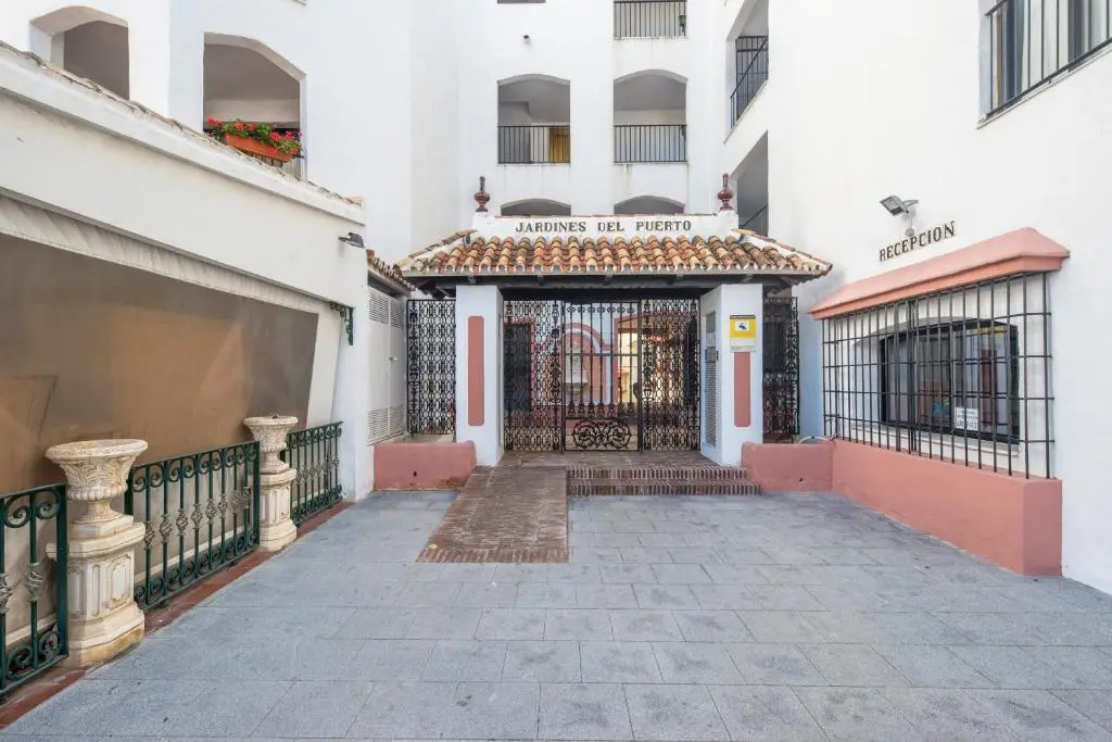 Jardines Del Puerto