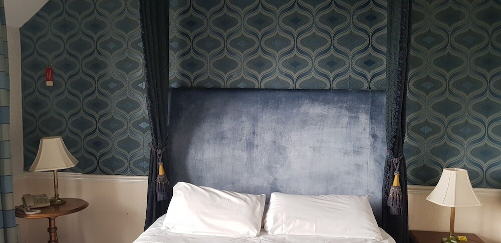 Regency Hotel - 11