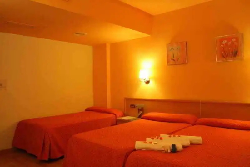 Hotel Real Lleida - Chambres
