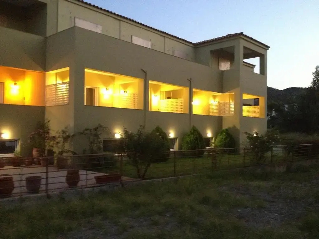 Hotel photo 11