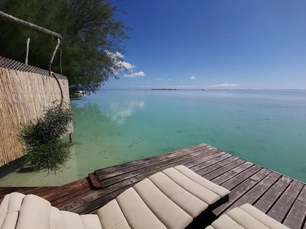 Prestige Double Suite beachfront full double bed