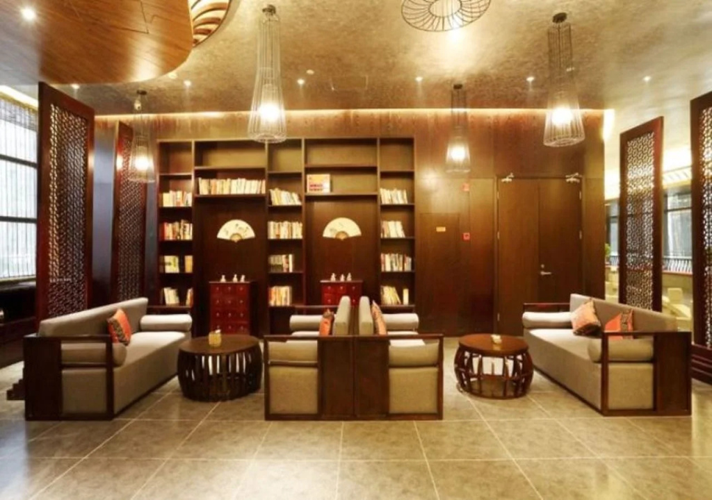 Lobby & Reception
