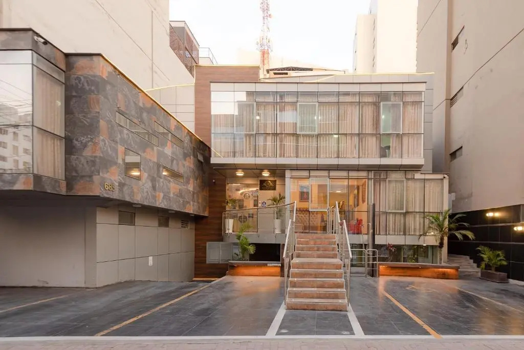 Hotel Ayenda Montreal Miraflores