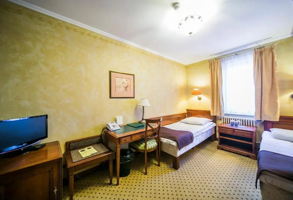 Standard Double room (full double bed)