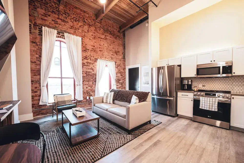1 Bedroom Suite