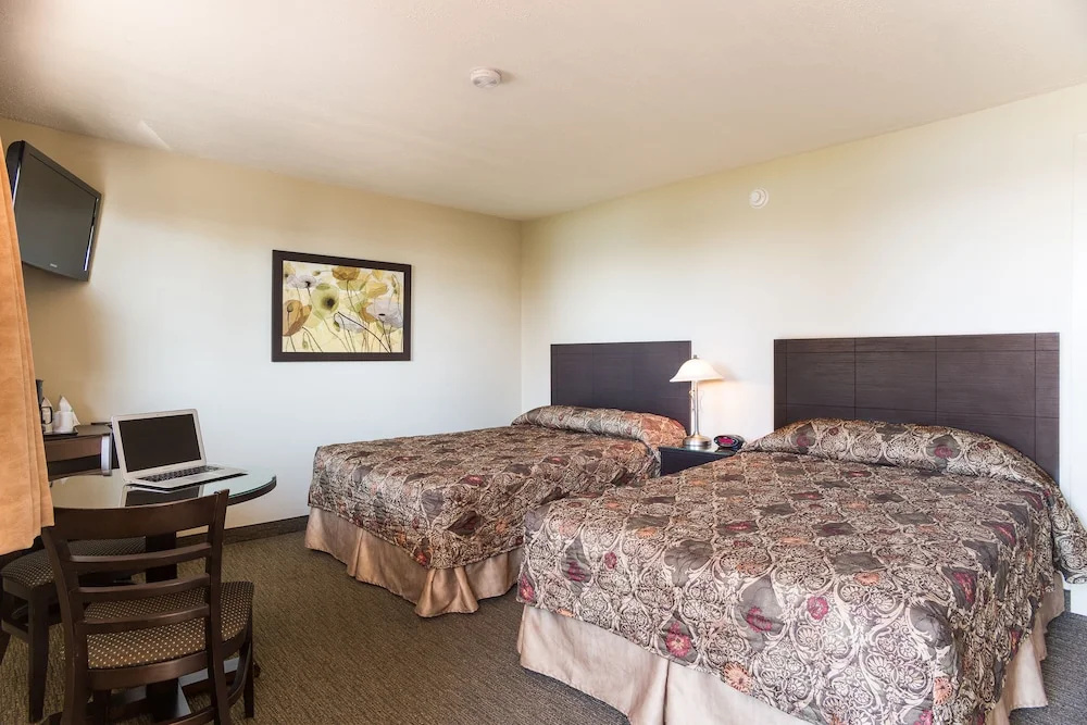 Superior Quadruple room with balcony and with river view