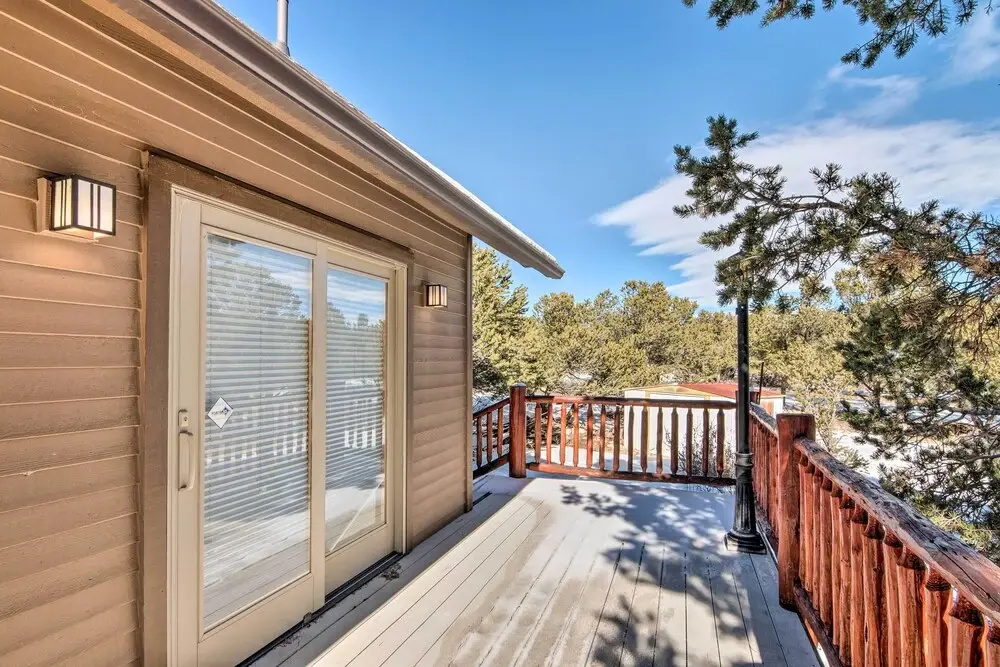 Buena Vista Oasis w/ Mtn Views, 3 Mi to Dtwn!