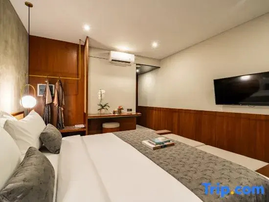Japa Suites & Villas