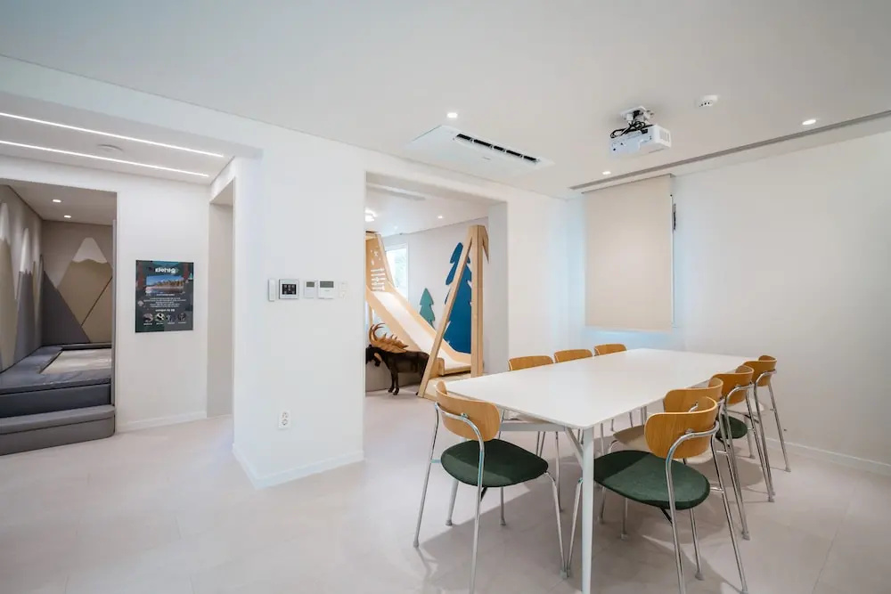 Pico Kids Pool Villa