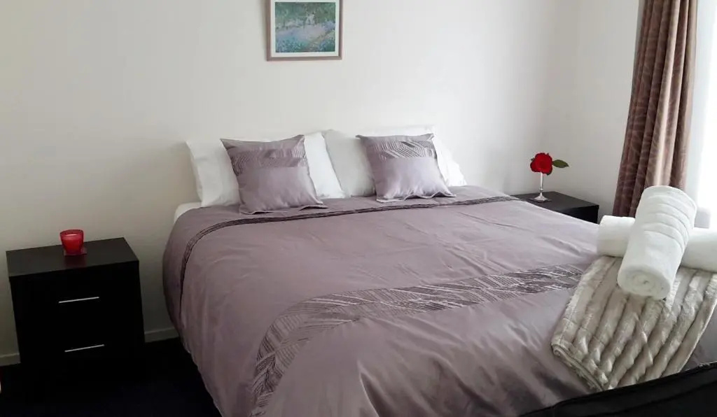 Double Suite with sea view (full double bed)