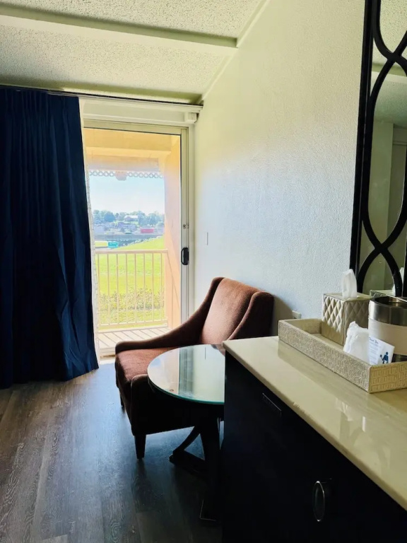 Superior Double room (full double bed)